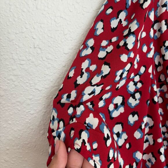 Jade Melody Tam Floral Red Blouse Size Medium - Picture 3 of 5